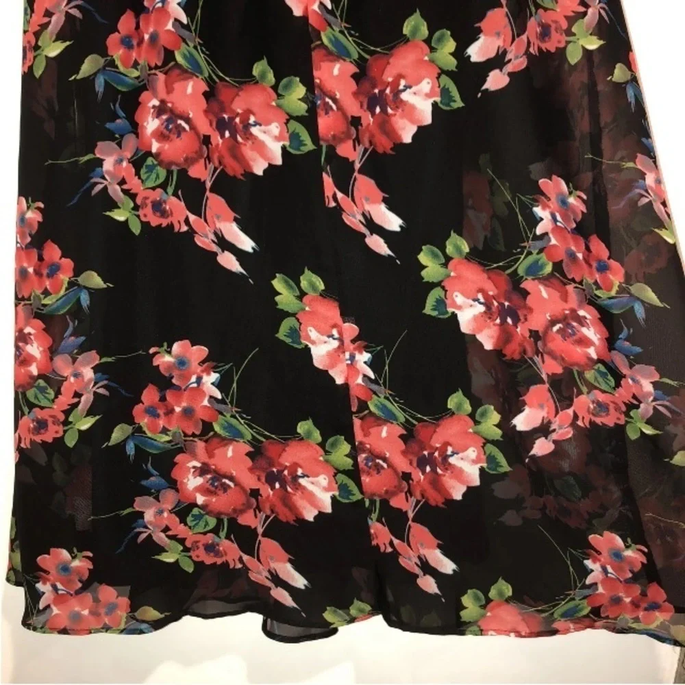 Betsey Johnson Womens Black Floral Dress Size‎ 8 Sleeveless Halter Style